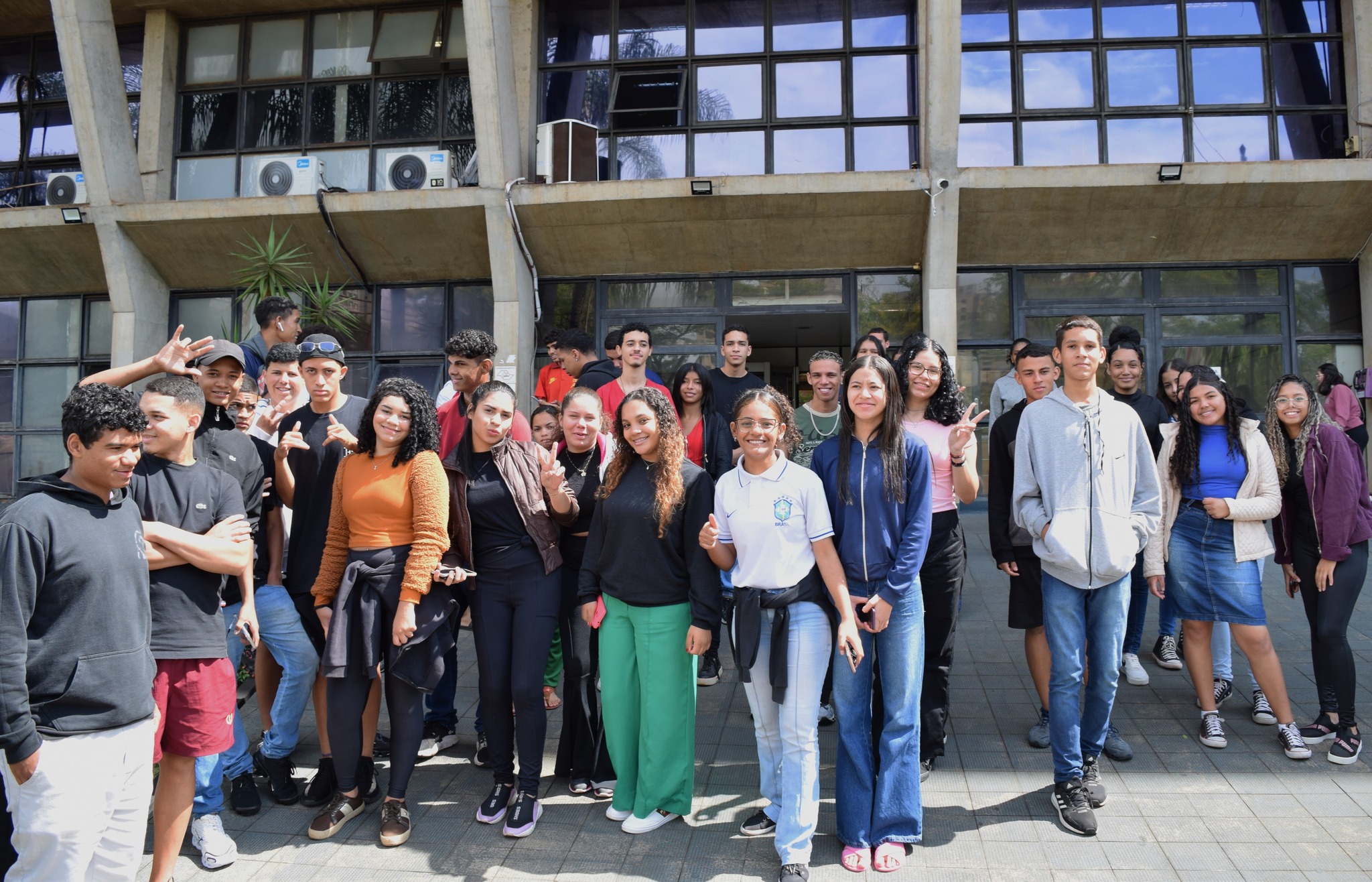 Escola Estadual João Augusto de Melo participou do Câmara na Escola