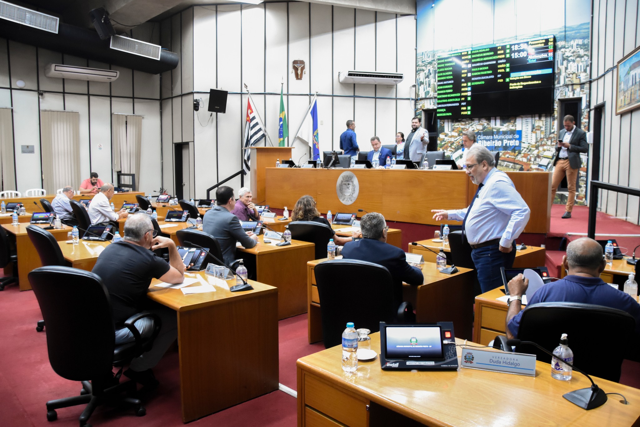 Câmara aprova “Botão de Alerta” para escolas da rede municipal